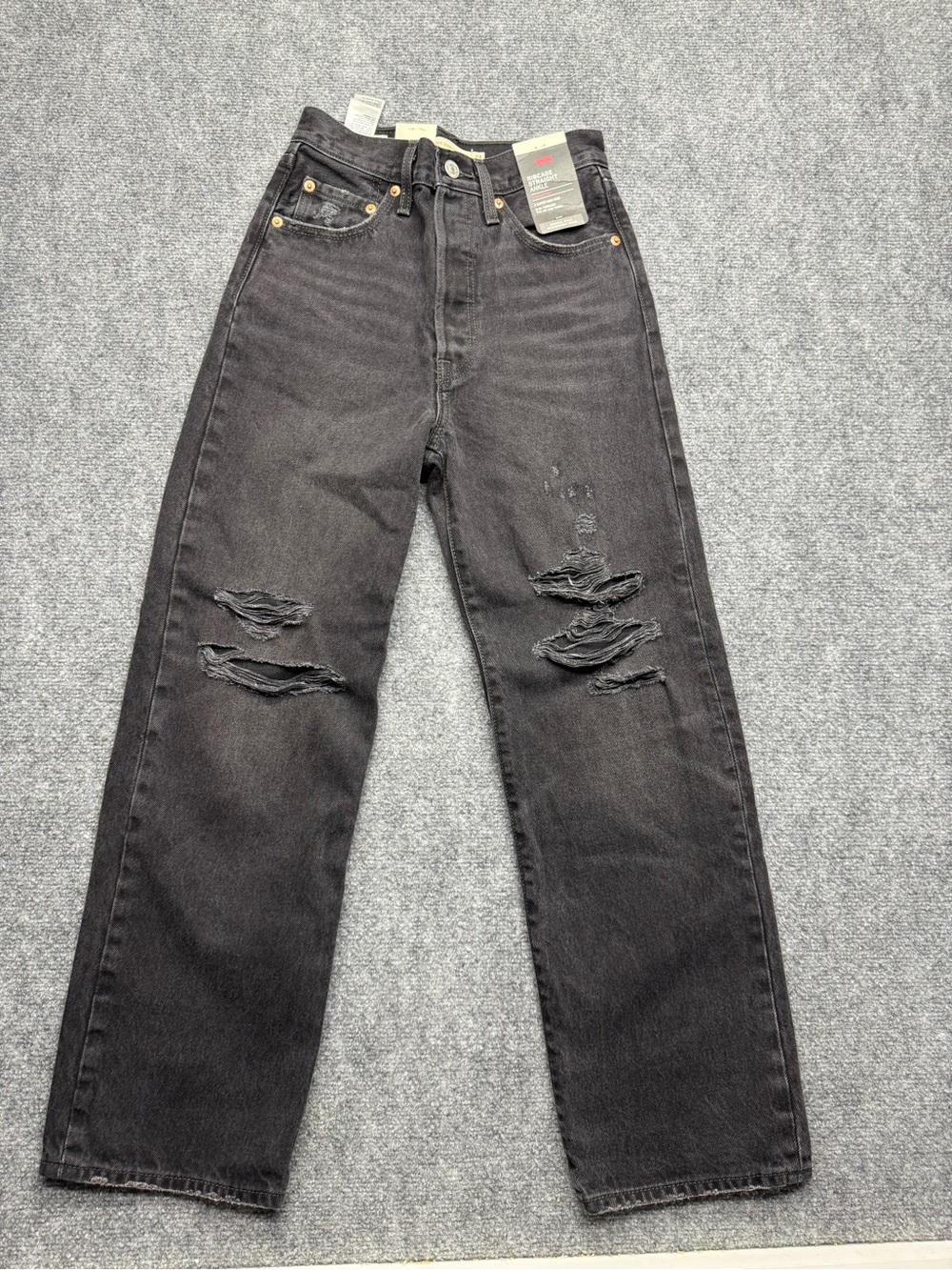 Levi’s Womans 24 Straight Ankle NWT Distressed Black Straight-Leg Jeans